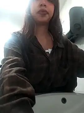 Snapshot of Atenea_7 chatting on April 2026 07:43:01 PM Atenea 7 online show from April 2026 07:43:01 PM