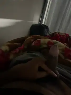 devlove352 online show from April 2026 09:35:01 PM