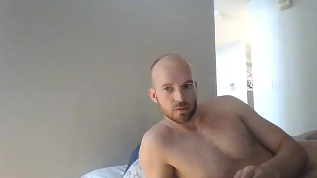 Snapshot of Luke_James chatting on March 2026 02:22:02 PM Luke James online show from March 2026 02:22:02 PM