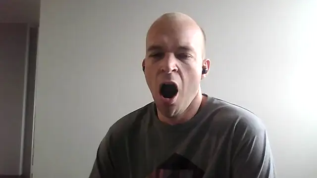 Snapshot of Luke_James chatting on April 2026 07:22:01 PM Luke James online show from April 2026 07:22:01 PM