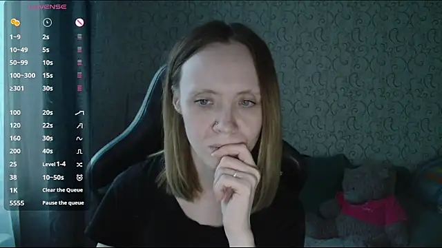 Snapshot of Ricky_Chadwick_ chatting on April 2026 04:16:01 PM Ricky Chadwick online show from April 2026 04:16:01 PM