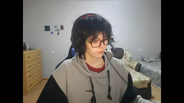 ShaynaLinley online show from April 2026 09:21:02 PM