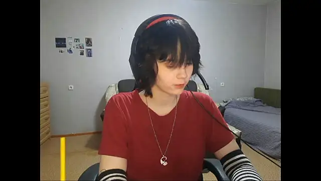 ShaynaLinley online show from April 2026 09:48:01 PM