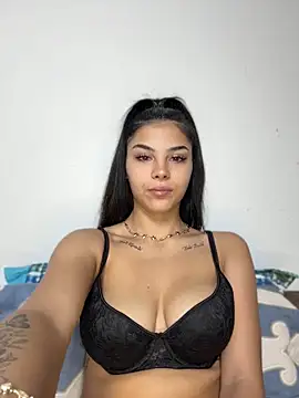 Snapshot of Crissdesire chatting on July 2026 04:31:01 PM Crissdesire online show from July 2026 04:31:01 PM