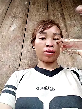 Snapshot of Ely-cute2k chatting on April 2026 07:41:01 AM Ely-cute2k online show from April 2026 07:41:01 AM