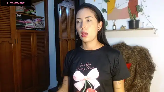 Snapshot of ivanna_dl chatting on May 2026 01:03:02 AM ivanna dl online show from May 2026 01:03:02 AM