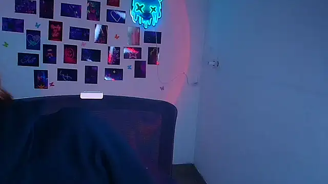 Butterfly Milly online show from April 2026 08:07:02 AM