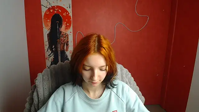 Snapshot of Butterfly_Milly chatting on May 2026 03:18:02 PM Butterfly Milly online show from May 2026 03:18:02 PM