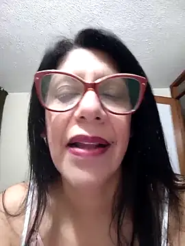 Snapshot of SamanthaRosse01_ chatting on April 2026 10:59:01 AM SamanthaRosse01 online show from April 2026 10:59:01 AM