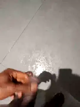 luck00y online show from April 2026 09:58:02 AM