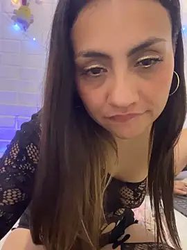 Snapshot of LASEXbellaX chatting on April 2026 04:26:02 AM LASEXbellaX online show from April 2026 04:26:02 AM