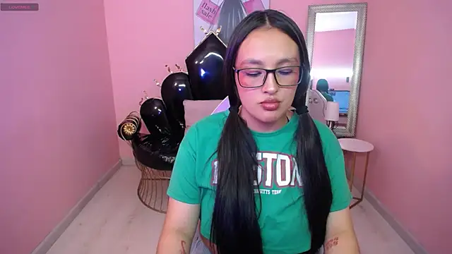 Snapshot of Celesstee_xx chatting on April 2026 02:01:02 PM Celesstee xx online show from April 2026 02:01:02 PM