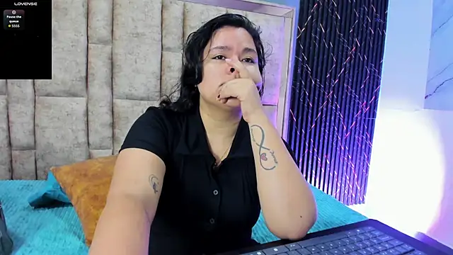 Snapshot of natasha_adam21 chatting on July 2026 02:13:02 AM natasha adam21 online show from July 2026 02:13:02 AM