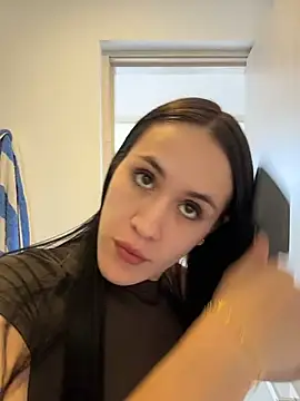 SerenaFox  online show from May 2026 06:14:01 PM