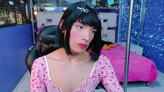 IsaacNovaa online show from June 2026 07:26:02 PM
