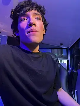 IsaacNovaa online show from July 2026 11:41:01 PM