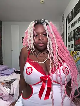 Nyla xox online show from April 2026 09:56:01 PM