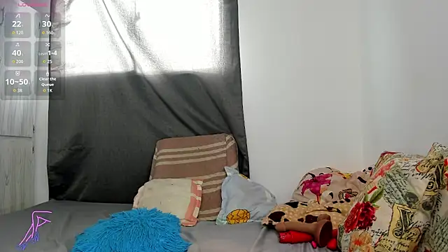 Alexandrasaenz23 online show from April 2026 09:09:02 PM