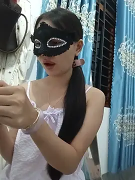 Xiangchuu online show from July 2026 02:26:02 PM