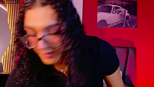 Snapshot of Mikavelvet08 chatting on July 2026 02:21:01 PM Mikavelvet08 online show from July 2026 02:21:01 PM