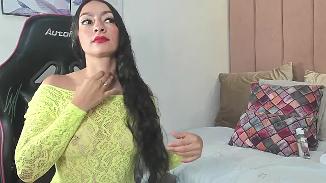 Snapshot of natalia_vela chatting on July 2026 12:11:01 PM natalia vela online show from July 2026 12:11:01 PM