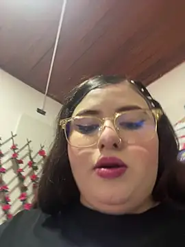 kitty  pinnk online show from March 2026 07:58:02 PM