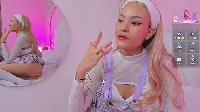 mia  poppy online show from April 2026 03:20:02 AM