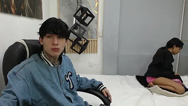 naty 18 online show from April 2026 06:25:01 AM