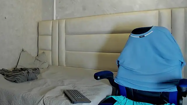 Dark lennox online show from April 2026 10:56:02 PM