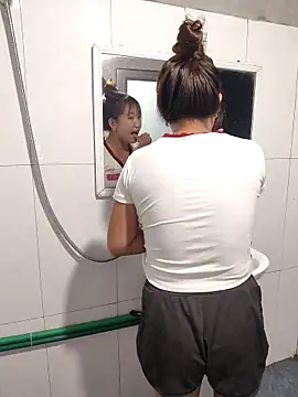 Snapshot of xinhxinh-cute chatting on April 2026 02:23:01 PM xinhxinh-cute online show from April 2026 02:23:01 PM