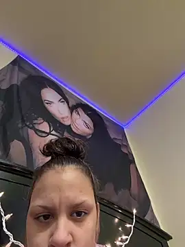 Honeyy bunzzxoxo online show from April 2026 03:26:01 AM