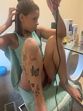 Honeyy bunzzxoxo online show from April 2026 11:13:01 PM