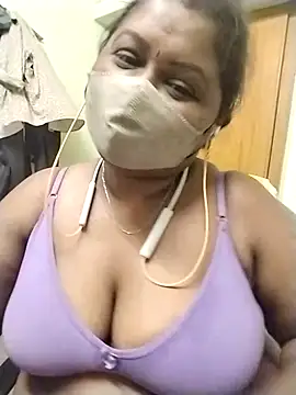 Snapshot of Tamil-Dhara chatting on April 2026 05:51:01 PM Tamil-Dhara online show from April 2026 05:51:01 PM