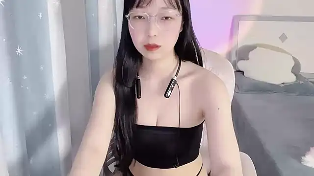 Snapshot of Anya-2026 chatting on April 2026 11:17:01 AM Anya-2026 online show from April 2026 11:17:01 AM