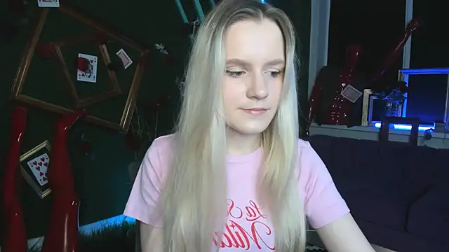 SherriButlers online show from April 2026 09:15:01 AM