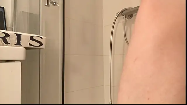 Luca Sweet online show from March 2026 07:37:01 PM