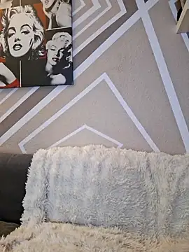 SlimBellaOfficial online show from March 2026 07:03:02 PM