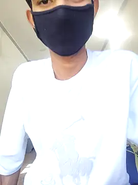 its coco72 online show from April 2026 04:17:01 AM