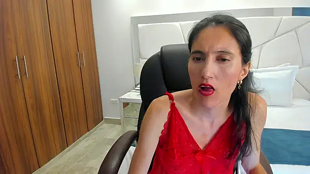 Snapshot of Shary_leon chatting on July 2026 07:08:02 PM Shary leon online show from July 2026 07:08:02 PM