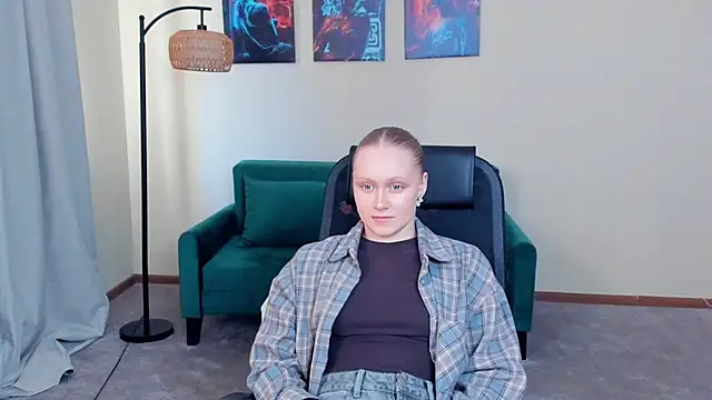 VestaBowmer online show from March 2026 10:04:01 AM