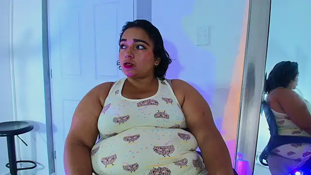 Snapshot of Samantha_chubby chatting on April 2026 04:02:02 AM Samantha chubby online show from April 2026 04:02:02 AM