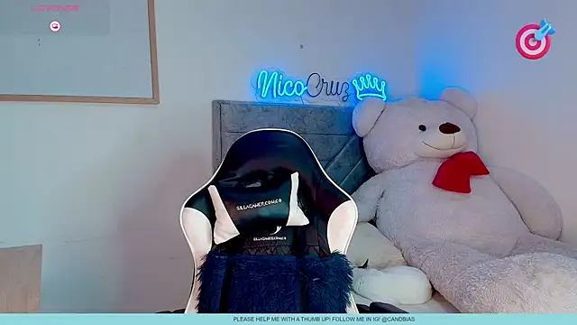 niico prince online show from April 2026 09:08:02 PM