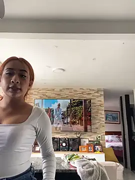 Snapshot of gretchen_1998 chatting on April 2026 06:42:01 PM gretchen 1998 online show from April 2026 06:42:01 PM