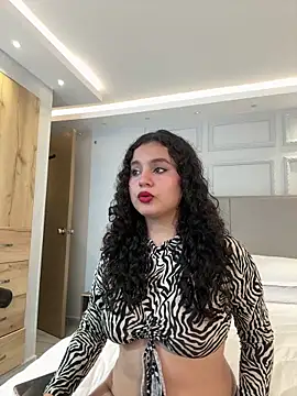 ShanonFox oficial online show from April 2026 07:15:01 PM