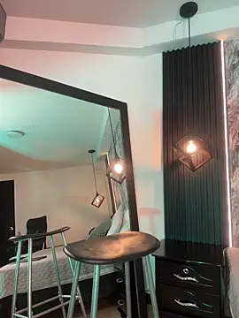 Aura Baker online show from April 2026 01:58:02 PM