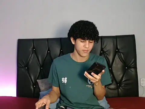 Snapshot of JIMM_MENDOZA chatting on April 2026 01:24:02 PM JIMM MENDOZA online show from April 2026 01:24:02 PM