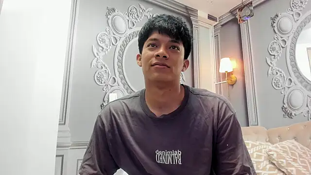 Andeuw   online show from April 2026 02:34:01 AM