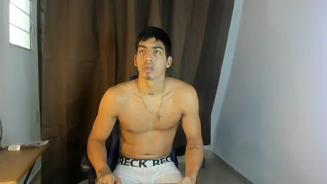 Snapshot of Milo_LatinBoy chatting on April 2026 07:52:02 PM Milo LatinBoy online show from April 2026 07:52:02 PM