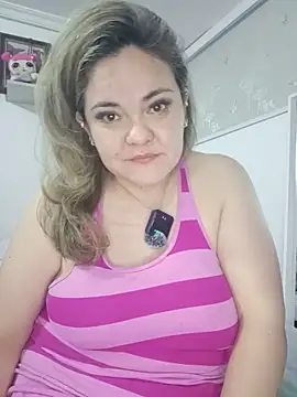 Snapshot of Natashablade__ chatting on June 2026 01:27:01 AM Natashablade online show from June 2026 01:27:01 AM