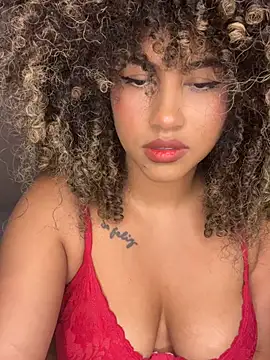 Snapshot of Kendra_curly chatting on May 2026 08:11:01 AM Kendra curly online show from May 2026 08:11:01 AM